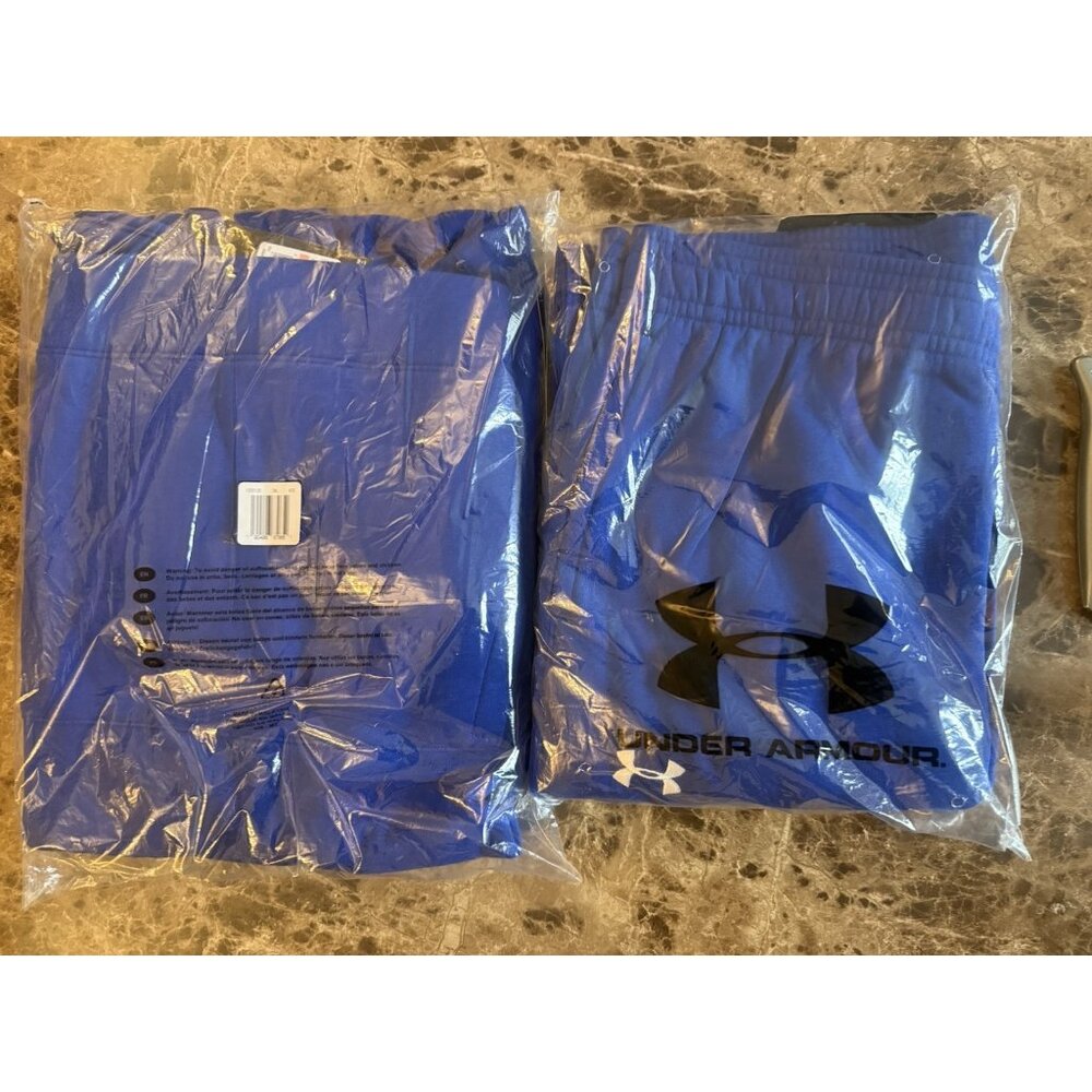 Under Armour Men's Royal UA Hustle Fleece Jogger Set (Hoodie and Pants)